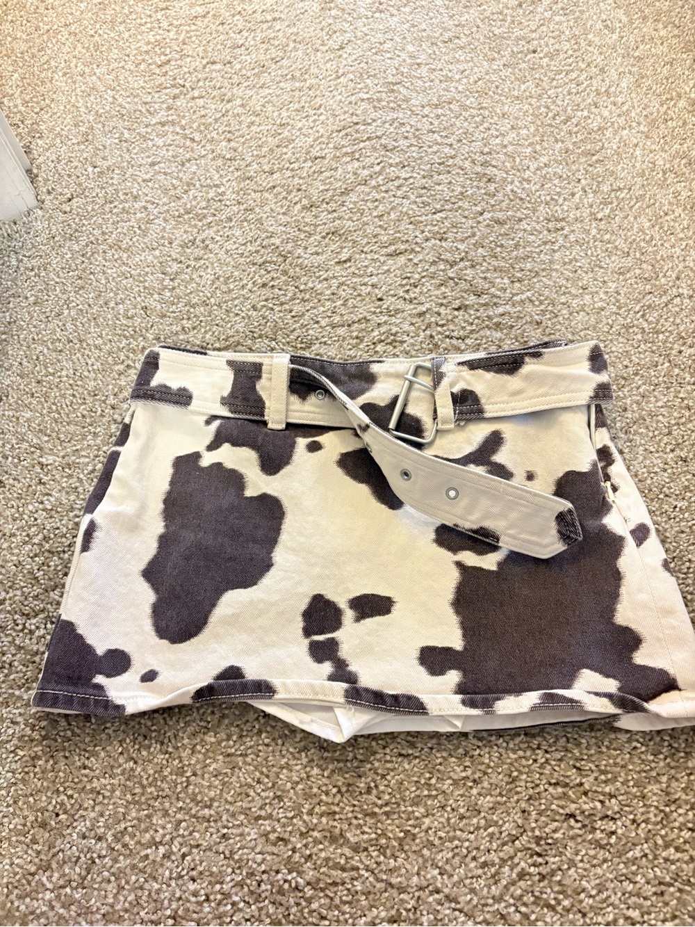 Abercrombie and fitch cow print buckle skirt